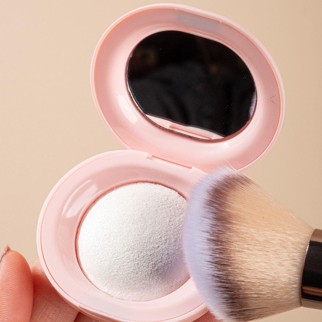 Glam Glow Silky Touch Diamond Glow Highlighter-Pearl