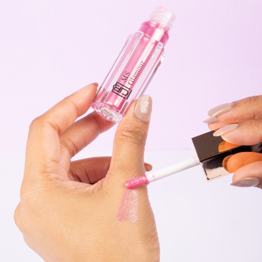 Kiss n Glow Hydrating Lip Gloss-Pucker Up