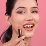 Ultra-Comfortable Velvet Matte Lipstick Smudge Proof - Tea Brown