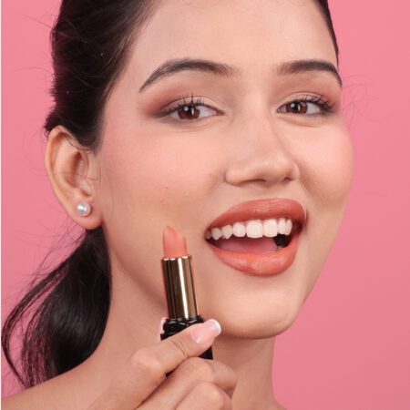 Ultra-Comfortable Velvet Matte Lipstick Smudge Proof - Tea Brown